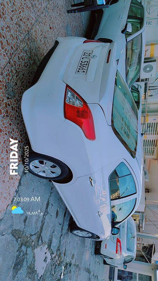 دەپارجەرەشە لەسەربیلادی بستیک شانی ودووبست دۆسەی دەرگای سایەقی لیدرانی هەیە پیشوپشتی جەمپیکی کەمی هەیە گیرومەکینەوە هەموگیانی بەشەرتە 
*********** أربيل, العراق
