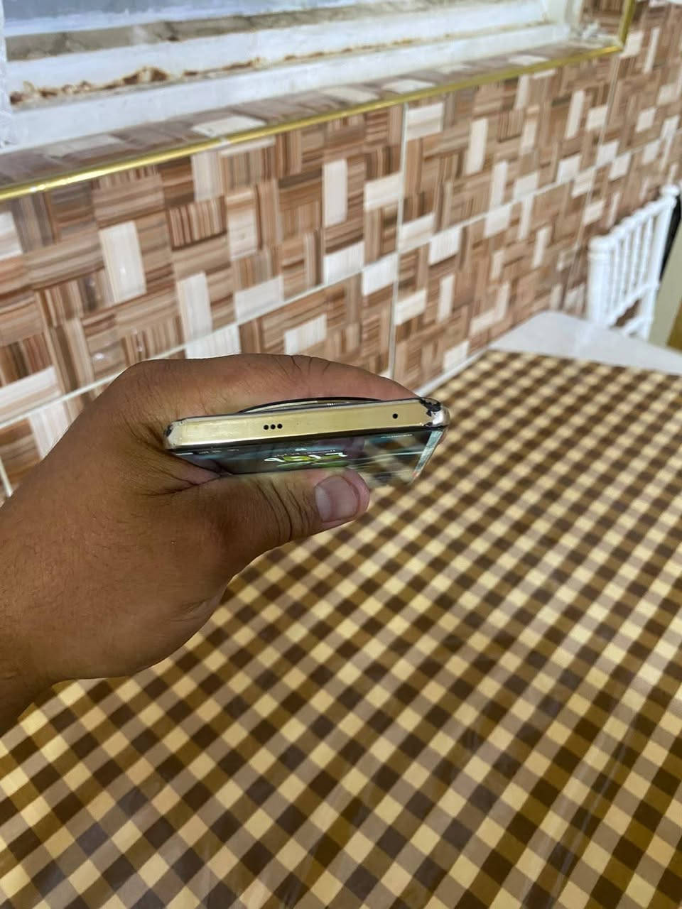 متاح ريلمي 12برو بلاص ذاكره 512الرام 12جهاز بلادي ابد ممفتوح ولا داخل تصليح بدون ملحقات جهاز بي فطر بل شاشه ابد ممأثر عل لمس او عل شاشه طبيعي سعر لجهاز 190الف بي مجال كلش بسيط الاستفسار عل رقم مكاني بعقوبه بهرز ***********
