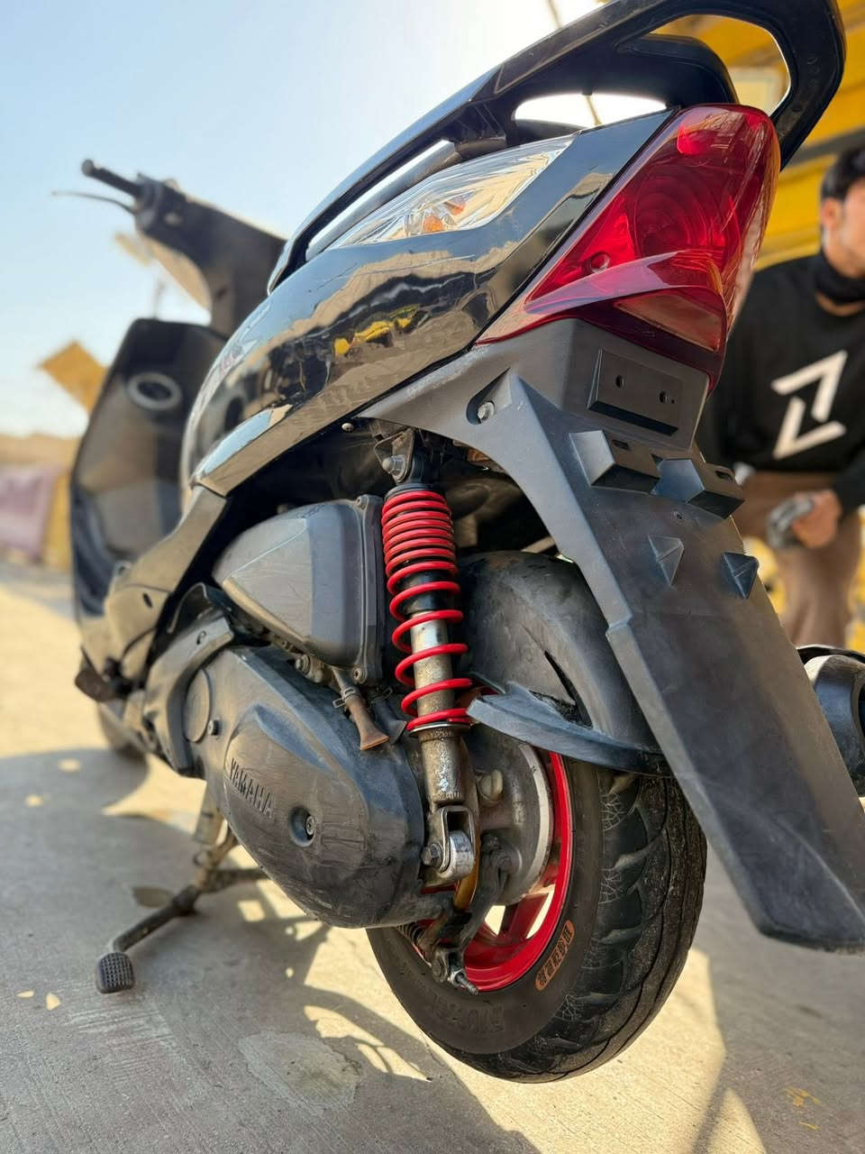 دراجه ماكس ثعلب دراجه مكفوله كفاله عامه سعر الدرجه 550 وبيها مجال لشراي 
مكان دراجه الشعب التجار 
الرقم ***********
