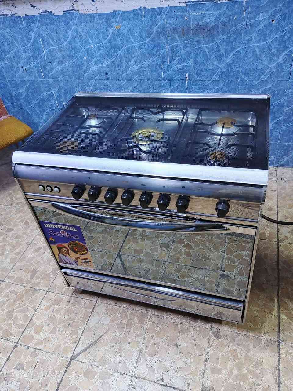 طباخ للبيع نوع مصري يوني فيرسل جديد كله شغال مابي اي نقص مكان النجف حي االغري ***********
