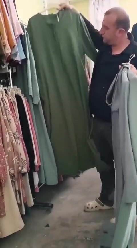 العدد. 1500 قطعه.   نسائي مشكل شلعه محل.  جمله السعر للقطعه 3.50 دولار.   كل البضاعه.   تركي.


**إذا كنت صاحب هذا الإعلان وتريد حذفه لأي سبب، رجاءا أرسل رسالة إلى الدعم الفني**