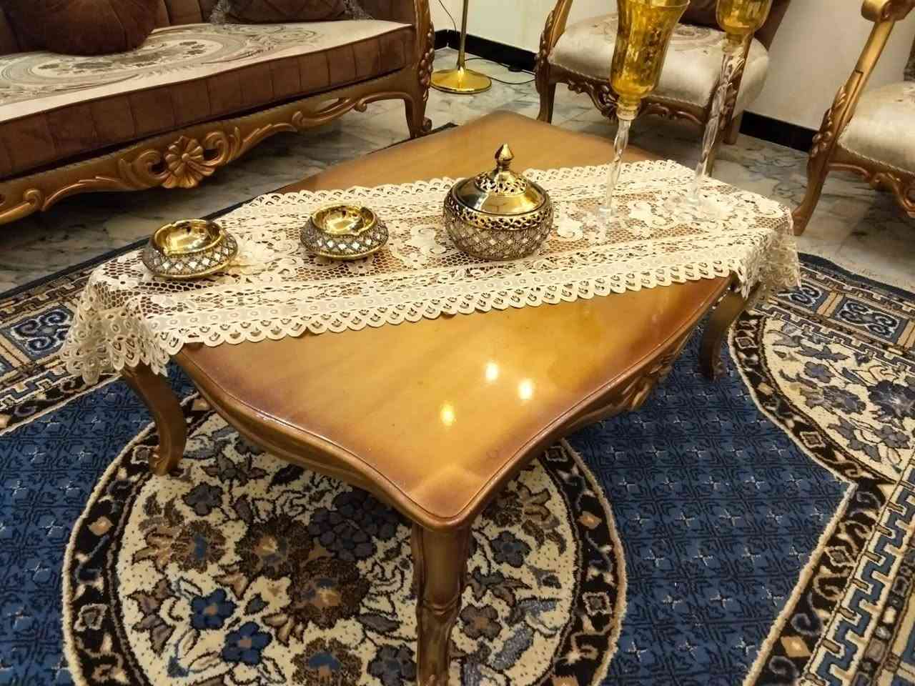 تخم زان تركي ملكي ١٠ مقاعد اخو الجديد نضافته ميه بالميه مع ميز وسطي اتصال ***********
