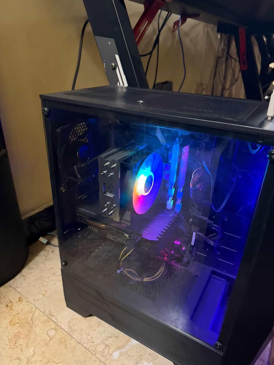 تجميعة للبيع
Gpu : 1660 super msi
Cpu : i5-10400f
Ram 16 gb
Ssd 1 tb

السعر 500 الف
مكاني بغداد الحارثيه

***********
