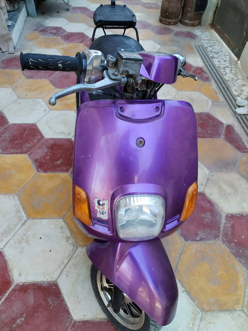 بوليس للبيع نضيفه مكينتهه ناعمه مكاني كربلاء ‏‪***********‬‏
