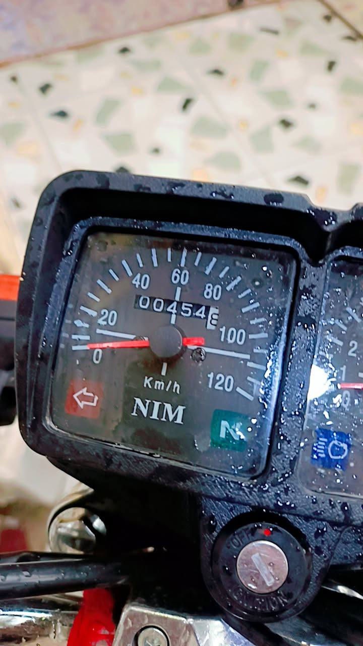 سلام عليكم نامة مديل 26 صارلة 4 تيام من طالعة من المعرض ليوم ذبيت دهن سحك مال شركة 3 احرف الاصلي سعرة اتصل ع رقم ***********
