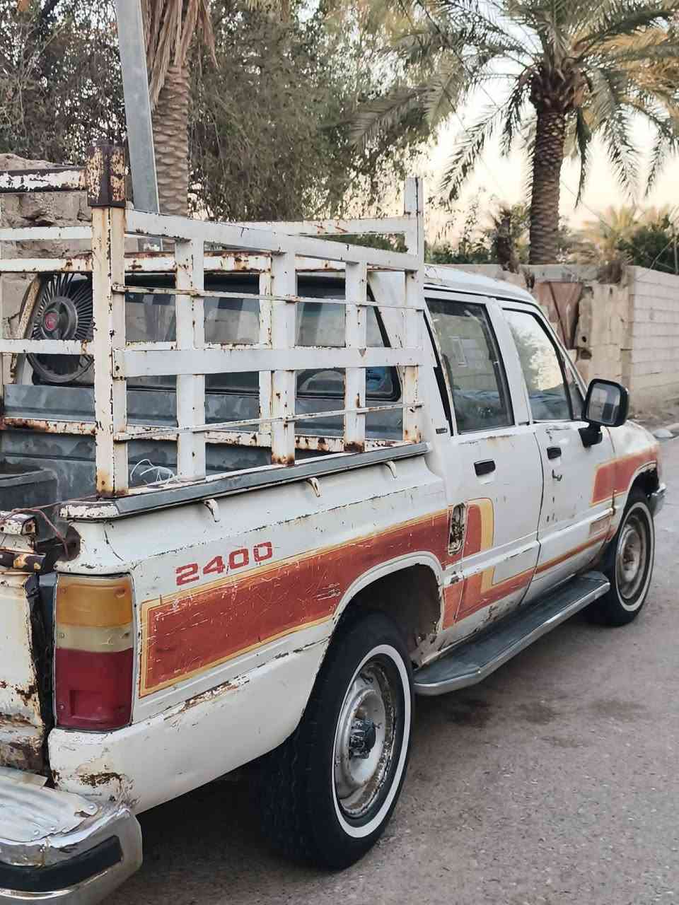 بيك اب  دبل قمارة موديل  88  مكينه وكبر اوتوماتيك. الاتصال على الرقم
***********   غير متواجد على الفيس بوك

