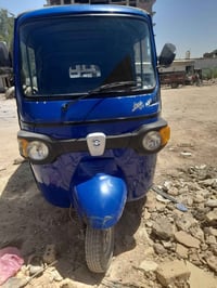 بياجو موديل ٢٠٢١ اوراق اصليه ٧ أوراق نظيفه جدا مجفته جديد صار ٢٠يوم من...