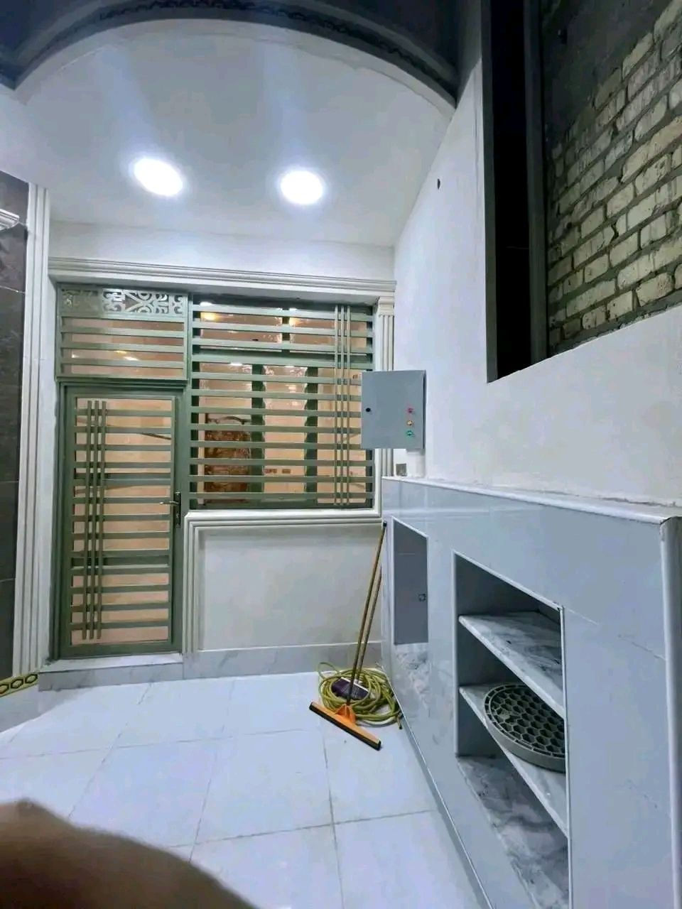 ﷽ 
 دار🏠🏡 البيـــع  🏡

العنوان: امـغربــه  قرب جمله ابو تحسين💧 

💧الـمســاحــه💧 140/متر   ✨7×20✨

 بناء حديث 🔑  🌙جاهزالسكن 
 يتكون الدار 🌹  استقبال 💡 صاله💡  مطبخ💡
 غرفه نوم عدد 2 💡صحيات خارجيه وداخليه💡  
  اللاستفسار الاتصال  على رقم☎️***********
