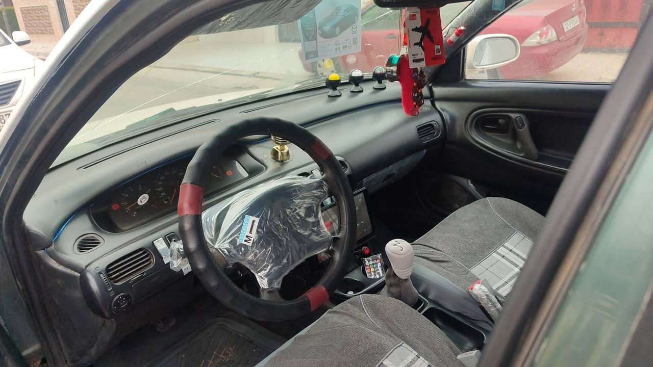 مازدا 626 فاسوليا
مؤديل 1995
گير عادى جام كاره بايى
شاشه ئايپاد 
بؤياغ عام تبديل تكسى x خصوصى
غازى ئيرانى له سه ره 
سه نه وى نوييه تا 2030
هه زه ى نوييه
ته نها برانه وه و به ناو كردن به شرت 
سعريكى گونجاو مالى دؤسته
سعرى 39 وه ره قه يه و كميك مجال تكايه ئه گه ر مشته رى نى بيزارمان مه كه له گه ل ريزم
موبايل ***********
