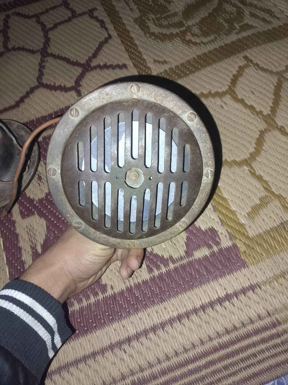 السلام عليكم هورنات بوش ألماني اصلي ***********
