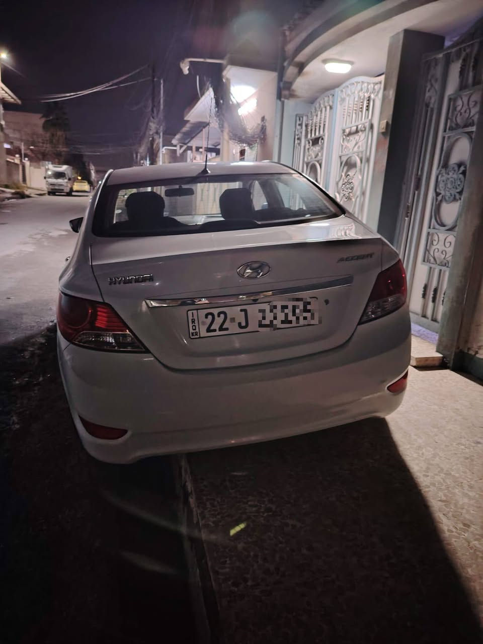 السلام عليكم اكسنت للبيع موديل 2012 خليجي فول عدا الفتحة محرك 16 قطرتين محرك كير كله شرط تبريد طخم تايرات باتري كله جديد بيها مكانتين  بارد صغار   بدون صبغ عنواني موصل الايسر السعر 110 للاتصال ‏‪ 
‏‪***********‬‏
‏‪***********
