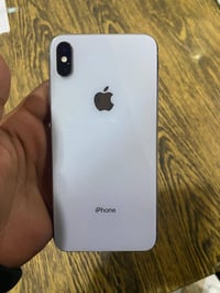 آيفون اكس • ٦٤ • فيس ايدي واكف