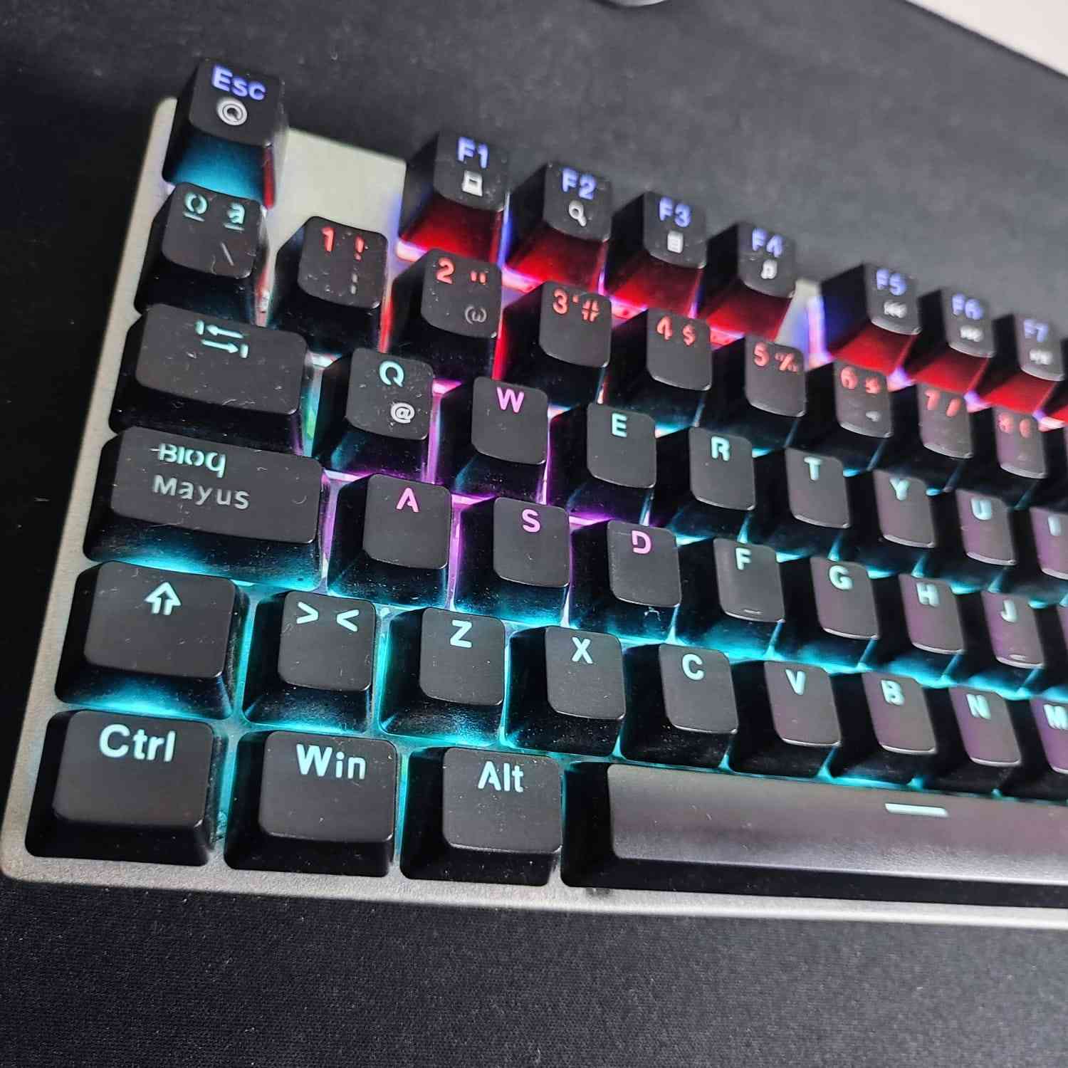 سلام عليكم مستخدم قليل جدا جدا نظيفة مكان اربيل


**إذا كنت صاحب هذا الإعلان وتريد حذفه لأي سبب، رجاءا أرسل رسالة إلى الدعم الفني**