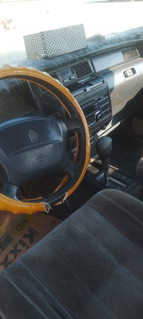 السلام عليكم  ارنب طويله مكفوله كير مكينه  من عيب الشرعي كفاله من كص نقل جثه  موديل ٩٣.   رقم ديالى انكليزي سنويه ل٣٠.   كهربائيات كلها شغاله.  تبريد شغال كفاله من ضربه.  السعر ٥٢ ورقه الاتصال ***********
