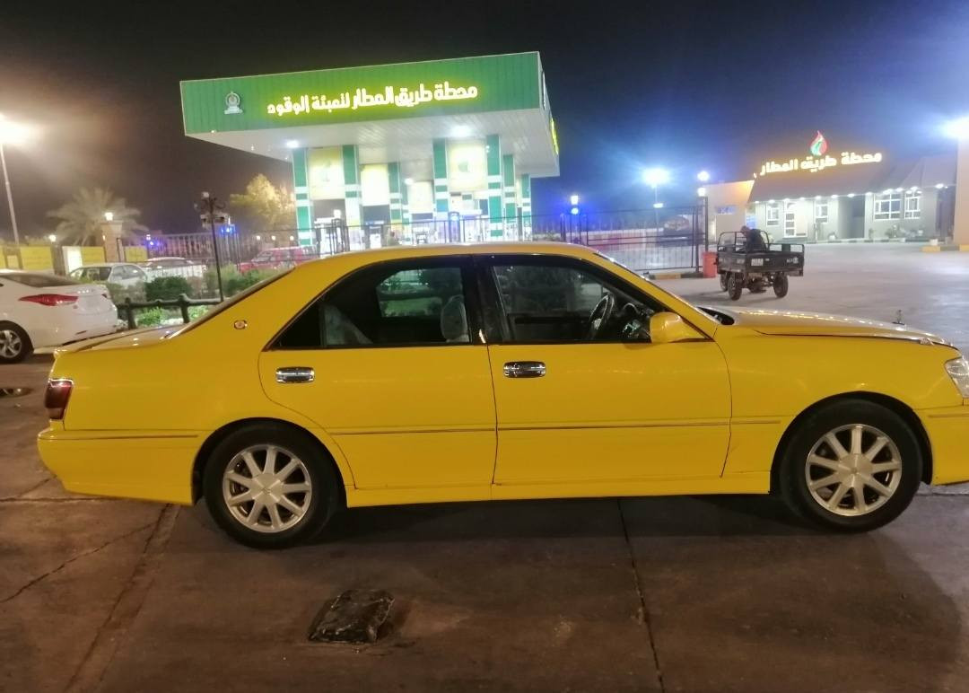 السلام عليكم
ملكه للبيع.  رقم نجف.
كفاله عامه من الكص
كرستال اصل داخل وخارج
شاصي 175 
مكينه. ديفور الجبير. كير ومكينه جدد
غرفه كهربائيه كله
4 دكم.
ثلاجه خلفيه
تبريد فول امامي وخلفي
دشبول عارف لعيساوي
تحويرة نجف فوك وجوه فول عوازل
مري شفط
حساسات كله شغاله حته اذا التاير نازل يطلع عدك.
دبل شاشه.
دبل عينه. 
سنتر لوك ع الريمونت.
سنتر لوك مع الكير يفتح ويقفل يعني تقفل كير تفتح لسياره
دمام خلفي فول.
برده خلفيه.
هيتر مري.
سياره كله بلاديه مابيه تلزيكات
مري اوتو
تحكم ستيرن
ستيرن كهربائي.
سكليتر كهربائي
حداديه جديده امامي وخلفي ستوني مسويه
تخم تاير جديد ستوني شاده
باتري جديد ستوني شاده

عليه غرامات مليون اينزلن من لسعر. 
 لسعر 115.  واذا اكو مراوس اوبتما. سوناتا.
وعدكم معلومه المداور نفتح. 😉  ***********
