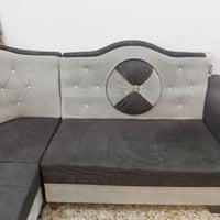 ديوان • عشر مقاعد • ما بي اضرار