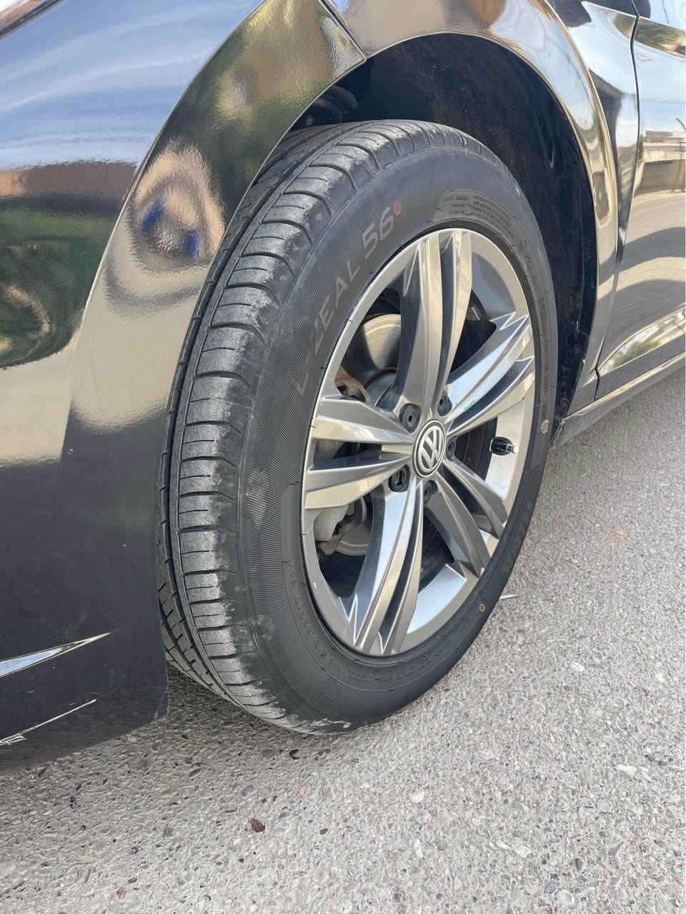 سلام عليكم 
مكفوله بل نشر 📌📌

للبيع سياره جيتا Rlineفول فول 
السيارة بدون نقص بدون مصرف
ببطاقه بنزين بيهاا

ضررها مرفق بل صورة 

و اهنا قطعة وحدة صار صبخ عل ببلاد 

ماشي ٩٣ ميل 
بدون دواخل بدون إرباك بجم جديد
 
أربع تايرت جديد 
مكان سياره كركوك رحيم اوه 
سعر 140وبي مجال  
سيارة جاهزة معني الكلمة للاستفسار 
*********** كركوك, العراق
