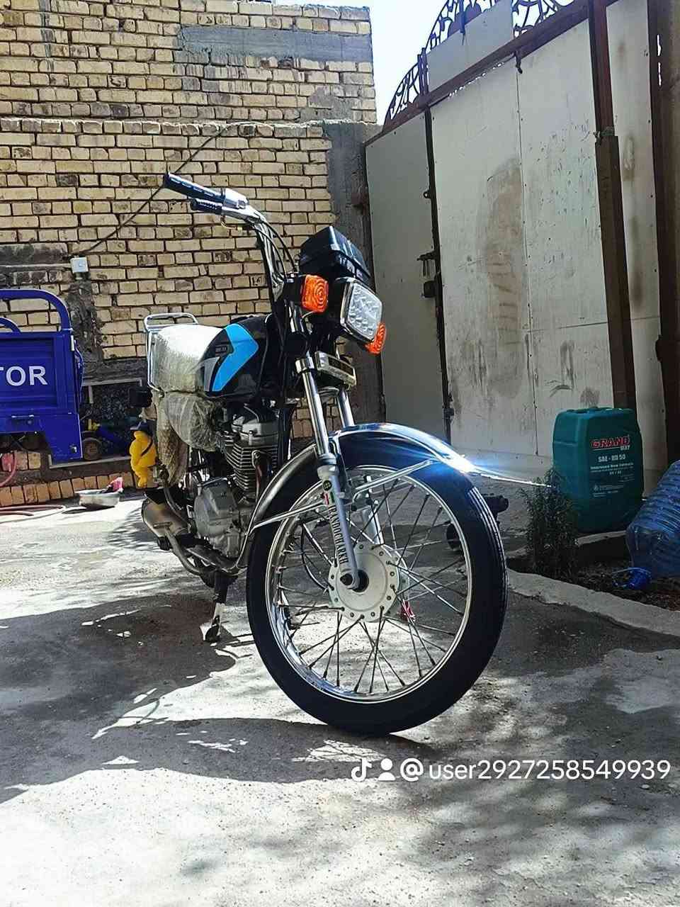 نامة للبيع موديل 2021 اوراق اصولي كاملة لدراجة نضيفة حيل مابيهه اي نقص سعر 650 ناصرية مركز ***********
