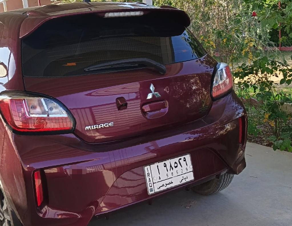 سيارة بناتية 
متسيوبيشي ميراج ياباني
 بسعر مناسب جدا
موديل 2022 
جاهزة من كلشي تبريد محرك كير كلشي جاهز
رقم ديالى معوفين باقي سنتين وتصير حرة
انطيك وكالة جاهزة بأسم
السيارة ماشية 17 الف ميل فقط 
حادثها امامي خفيف وبالعراق صار بيها شخط طولي جهة عكس السائق وعلى اثرها انصبغت الصفحة
السيارة سعرها 77$ فقط
مكانها بغداد ابوغريب
***********
