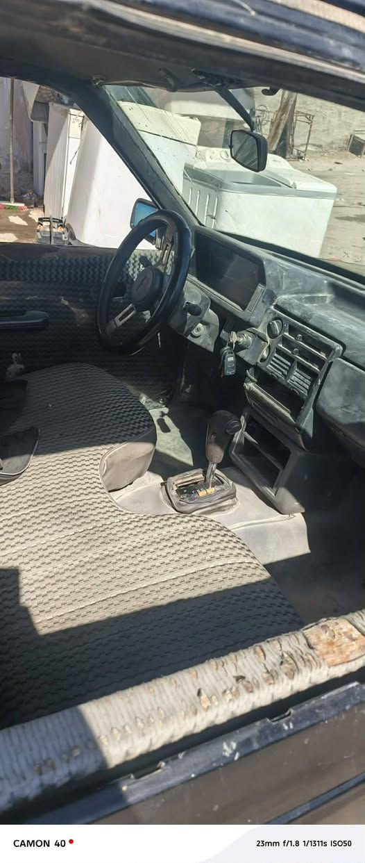 السلام عليكم بيكم نيسان ٩٢ رقم بغداد مااندل راعيه كير اوتو مكينه ونجي ٤اسلندر حداديه نضيفه كهربائيات شغاله السعر ٢٥   ***********
