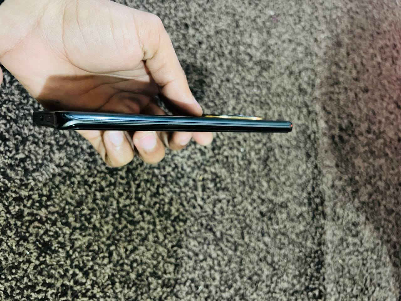 هونر c9X غني عن التعريف
جهاز كدام عينك نضافه 90/100
#للمراوسه شعندك نزل


**إذا كنت صاحب هذا الإعلان وتريد حذفه لأي سبب، رجاءا أرسل رسالة إلى الدعم الفني**