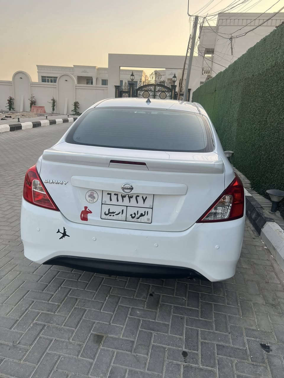 ساره مديل 21
رقم ربيل
سنويه ورقم بعد بيهن اربع اشهر 
ينتهن سياره كفاله ما عده ضربه وحده بصندوك 
تبريد حداديه كير مكينه شرط فحص سياره كفاله

     سعررررر 105

***********
