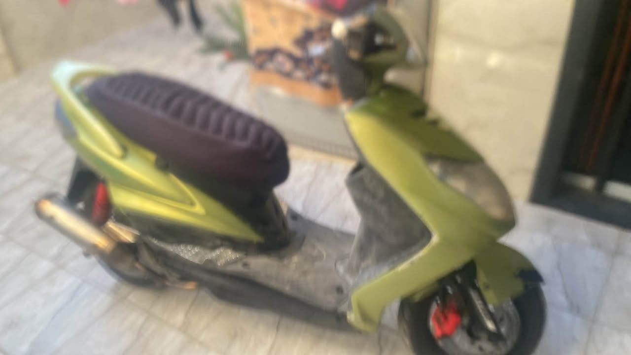 سلام عليكم سكنس للبيع فحل بوشه٥٨ مفوله دراجه شلعه معدل بيها هواي أشياء رياضي عارضها ٨٠٠ وبيها مجال ترهم مراوس ايراني تواصل *********** مكاني بياع
