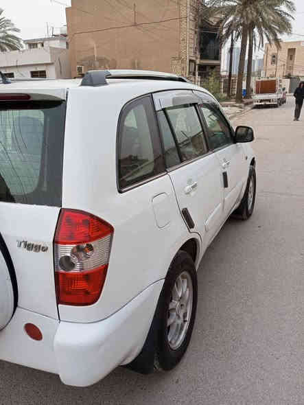 السلام عليكم تيكو موديل 2011 كير ميكانيكي كير ومحرك مكفول تخم تاير ويل كب تبريد شغال كهربائيات كامله سنتر لوك رقم بغداد انكليزي  السياره بأسمي تحويل مباشر السعر المطلوب 54 وبيها مجال بسيط للتواصل *********** مكان السياره بغداد
