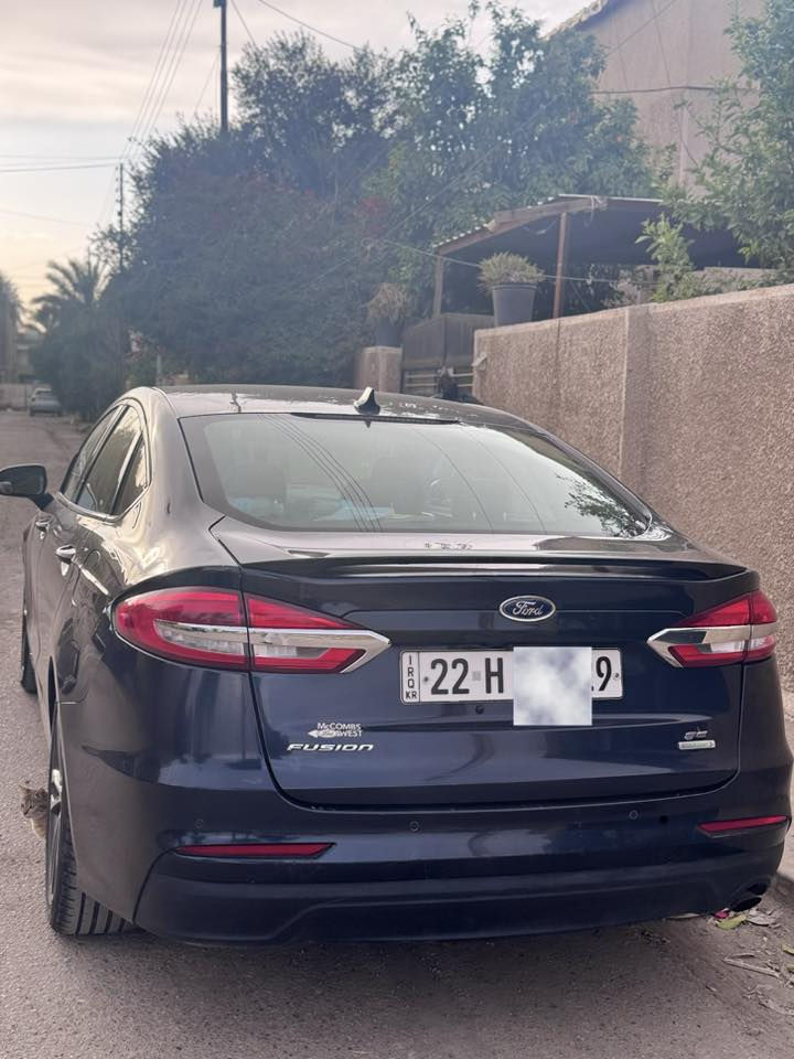 فورد فيوجن موديل 20
السعر 116 بيها مجال بسيط
‎وارد أمريكي بدون حادث سرقة جاملغ فقط ماشية 69 الف ميل 
‎المواصفات
بصمة
شاشه كاربلي واندرويد اوتو
لايتات LED زينون
ويل رياضي اكبر حجم 
رادار امامي و جانبي
كشنات رياضي لونين بلادي 
 كشن كهربائي
‎تحكم ستيرن تبريد جهتين 
‎تحديد سرعه 
‎مانع انزلاق
مانع اصطدام
هاند بريك بصمة
توقف ذاتي و وقود ذاتي تحديد مسار كلهم شغال 
‎گير ماوس 
‎محرك 1500 تيربو نشط جدا 
كامره خلفيه دواره
‎موقع  السياره — بغداد

رقم تلفون ***********
