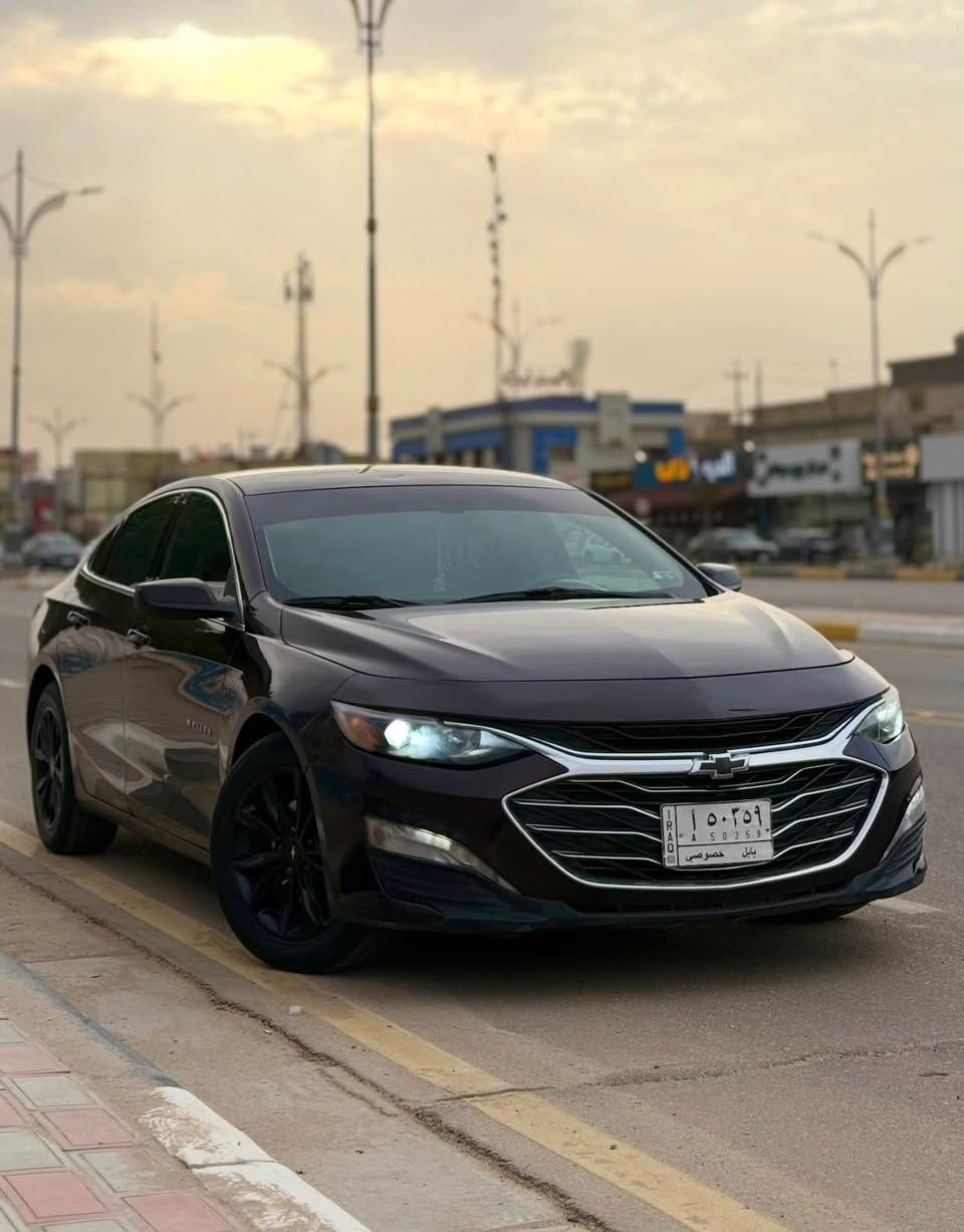 ماليبو 2021
كلين فقط كلير من امريكا 4 قطع بدون دواخل 
بدون ايرباك 
سيارة مرتبة وناعمة
المواصفات بالتفصيل:
▪️ موديل 2021
▪️ وارد أمريكي
▪️ محرك 1.5 تيربو
▪️ صرفية بنزين ممتازة
▪️ اللون كرزي مميز ✨
▪️ الشاصي والمكينة والگير كفالة الداخلية
▪️ كشنات تدفئة ♨️
▪️ تحكم بالكشنات كهرباء
▪️ شاشة لمس وسطية
▪️ تدعم Apple CarPlay & Android Auto
▪️ كاميرا خلفية
▪️ تحكم من المقود
▪️ مثبت سرعة
▪️ تشغيل بصمة / زر
▪️ مكيف قوي جداً ❄️
▪️ جميع إنارة السيارة LED (أمامي، خلفي)
▪️ نظام الثبات الإلكتروني
▪️ مانع انزلاق
السعر 113
معوقين باقيلها سنه 
مكانها كربلاء 
*********** كربلاء, العراق
