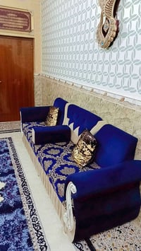 كنب • تخم فدشي • قابل تفاوض