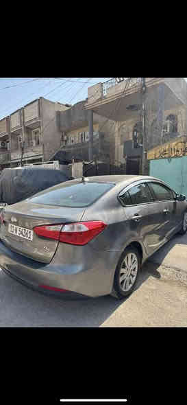 السلام عليكم ..
كيا فورتي فئة LX موديل 2016 
السياره وارد أمريكي محركها 2000 
رقم بغداد سنويه جديده 
السياره ماشيه 90 ميل 
كير محرك مكفول 
السياره بدون أيرباك 
سعرها 110 وبيها مجال 
للتواصل ***********4

