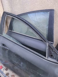 متوفر ابواب دارات..اسود خلف سائق جاملغ امامي اسود...ابيض امامي سكن..في...