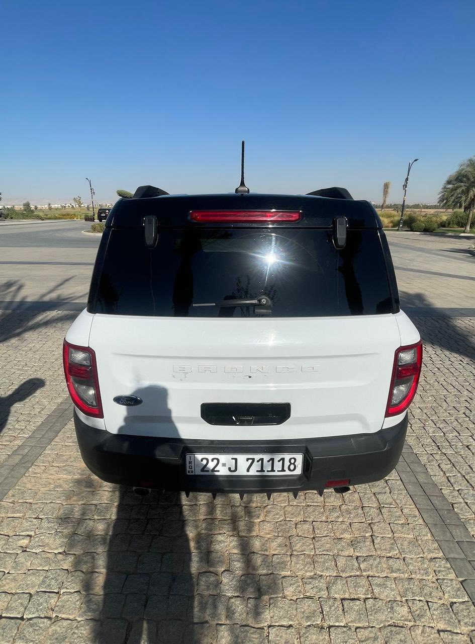 Ford Bronco Sport – 2021
فورد برونكو سبورت – 2021  
مواصفات Badland فوول
مكان السياره اربيل
 المسافة المقطوعة 90 الف ميل
وارد أمريكي
السونار مرفق

المواصفات :
المحرك: 4 سلندر – 2000 تيربو
دفع رباعي 4X4
• الضرر: خلفي بدون ايرباك 
• كير أوتوماتيك 8 سرعات 
• بصمة تشغيل + دخول ذكي
• شاشة وسطية لمس
• Apple CarPlay & Android Auto
• كاميرا خلفية وأمامية 
• حساسات 360
• تحكم ستيرن
• فتحة سقف 
• مثبت سرعة
• ⁠رادار امامي
• ⁠نظام النقطه العمياء
• ⁠نظام خروج عن مسار
• مرايا كهرباء مع طي
• زجاج كهرباء
• أنوار LED أمامية وخلفية
• لايتات نهارية
• أنظمة طرق وعرة G.O.A.T
• ⁠نظام صعود ونزول مرتفعات
• مانع انزلاق
• نظام الثبات الإلكتروني ESP
• مقاعد جلد 
• ⁠تدفئة مقاعد وستيرن 
• بيها اضافة دوسات 
رقم اربيل 
تحويل شرط
سنوية 2028 
جامات تظليل ومذكوره بالسنوية
السيارة نظيفه وعليها سيرفس كامل 
السعر 175$ وبيها مجال
للاتصال ***********
