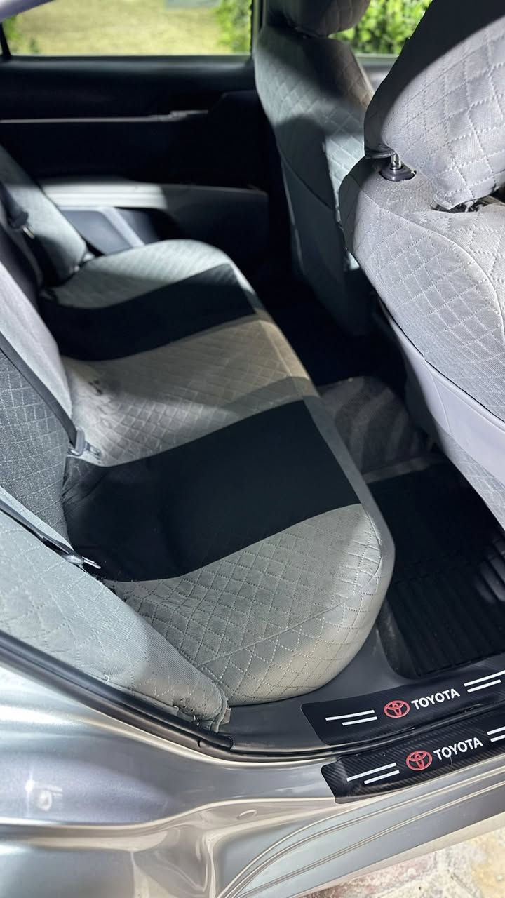 كامري امريكي للبيع مديل 2020 ماشية 131 الضرر موضح بالصور مع السونار للاستفسار الاتصال ***********
