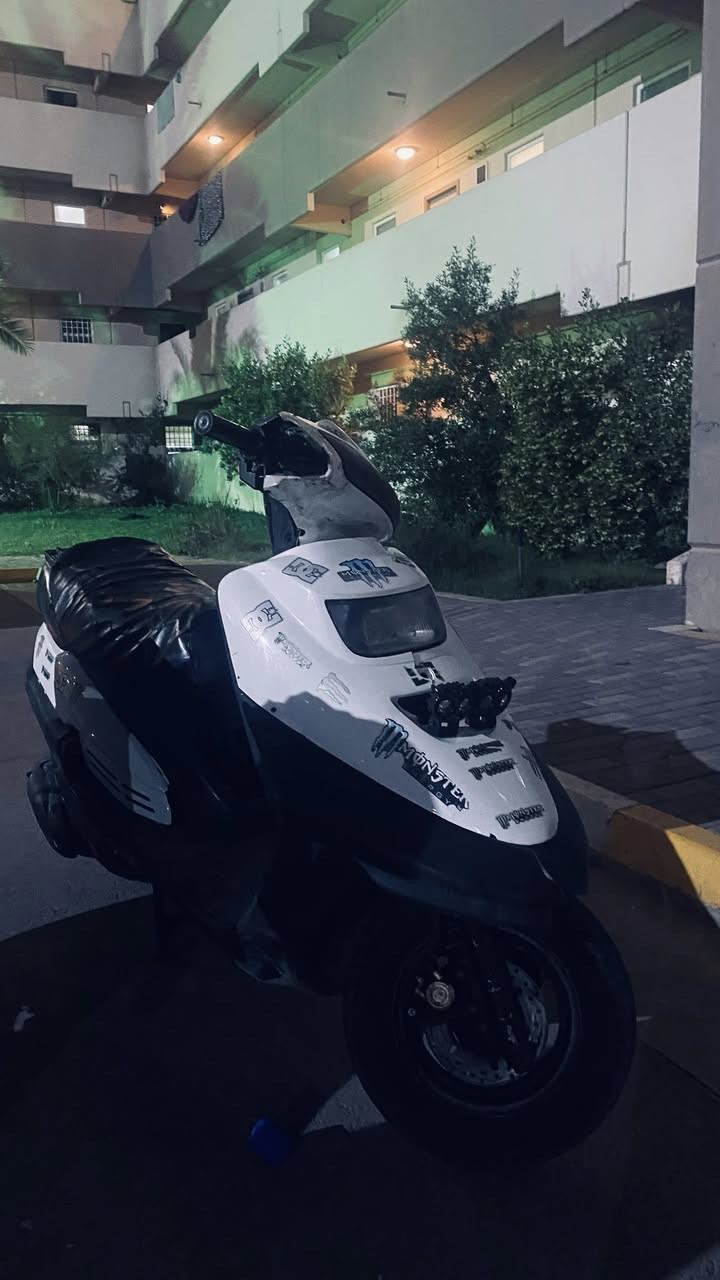 دراجه للبيع بيها شويه نقوصات مكان بسمايه رقم ***********
