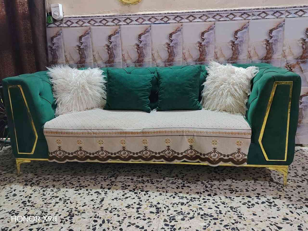 عندي هاذ التخم اخو الجديد والله العظيم  صيانته درجه اولى أريده 700 مكاني دوانيه حي الجامعه الي يريده هاذ رقمي متواجد بس وتساب ***********
