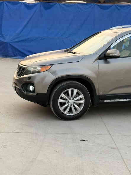 سورنتو موديل 10خليجي صبغ جاملغ امامي مع الباب توحيد الون بدون اي ضربه سياره فول موصفات مكينه 6سلندر 7راكب 3قطع تبريد داخل عسلي رقم ذي قار الدولي سياره جاهزه تخم تاير جديد مابيه نقص سعرها 137بيه مجال عنواني ذي قار الرفاعي شراي يتصل ويدلل *********** *********** ناصرية
