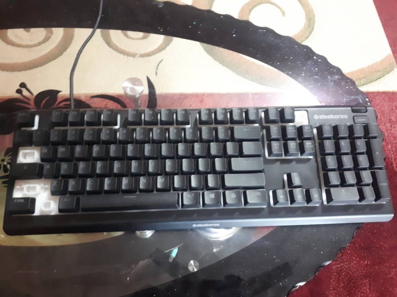 سلام عليكم كيبورد ستيل سيريس بهذا الشكل الكيبورد نظيف فقط بلاي كرتون سعره 40,000 مع التوصيل رقم واتساب***********
