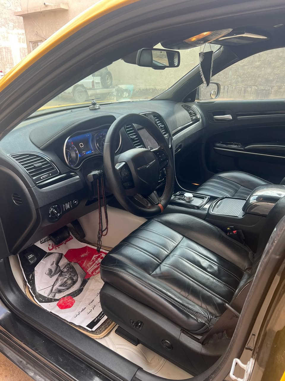 السلام عليكم 
اوباما 2021 اصل 
مواصفات S تدفئه كشنات ومودات سبورت وشفتات وكشنات حظن
 
بيها رصعه خفيفه على كد اصبع والباقي كفاله عامه
جامتها البلاديه وسبير مانازل
ويل مكسيكي اصلي مو تجاري
خطها بصرة-نجف
مصفره هيئه وغرامات
رقمها بغداد
مكاني بصره
السعر 325 وبيها مجال 
***********
