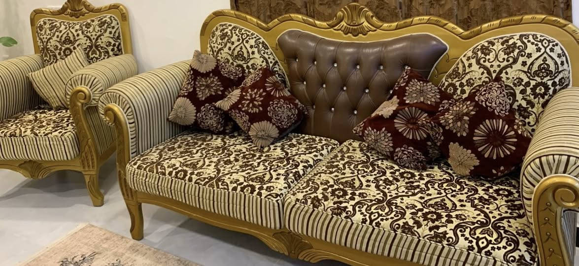 تخم قنفات تركي للبيع  درجة اولى  5 قطع  السعر 600  مع طبلات كاملة 650   للاستفسار   خاص او ***********
