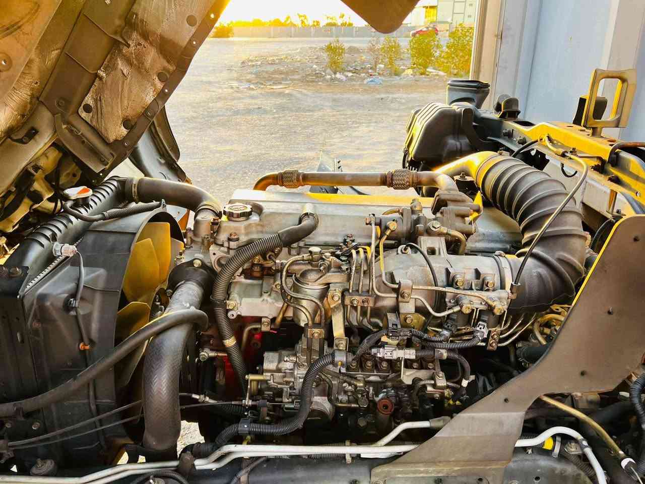 اللهم صل ع محمد وآل محمد 👍🇮🇶🇮🇶
 هينو شيطان حافظه شاصي 6 وربع
 مكينه 80 بم ونوزل دخول جديد 
معرض النصر / قضاء النصر / ذي قار 
***********
***********
