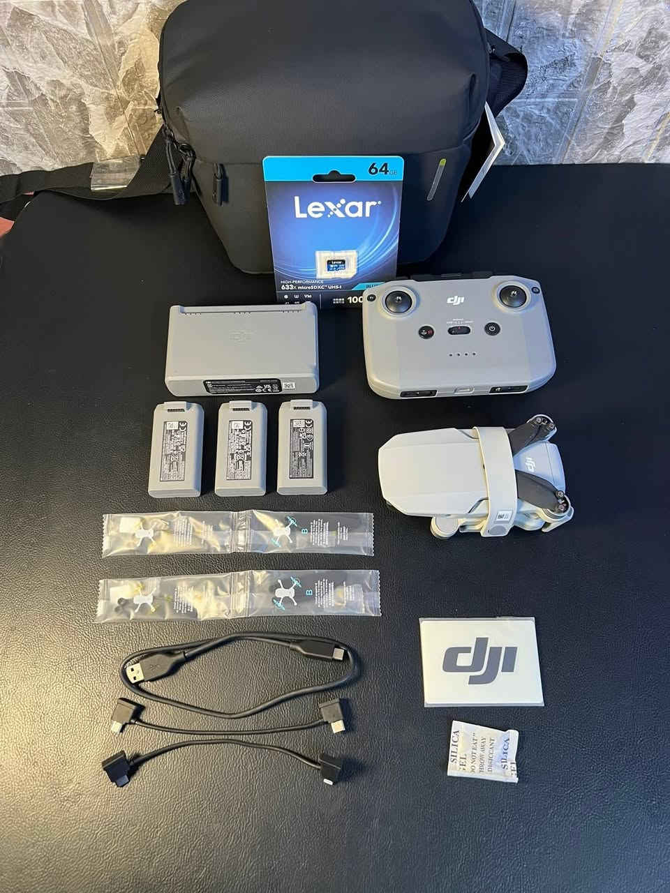 Dji mini 2 se combo 

نظافه 100/100 طيران صفر كيلو كل ملحقات كامله واصليه مع رام اصلي مكاني بصرة توصيل متوفر بعربون فقط غير العربون مادز اي توصيل ولاتجيب طاري التوصيل ماعندك ثقه بيه روح اسئل عليه
تواصل خاص


**إذا كنت صاحب هذا الإعلان وتريد حذفه لأي سبب، رجاءا أرسل رسالة إلى الدعم الفني**