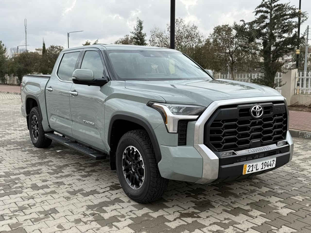 وصل تويوتا تندرا  المتت  TRD جديدة 
كلين تا تيل 
وارد كندا
موديل:2023
ماشية   24 الف مايل
تويوتا تندرا  المتت  TRD 2023   دفع رباعي 4x4   بمحرك V6  
تؤربؤ. 5 كامريا 360 👉
 ‏سياره كلين تا تيل 
ره قم سليمانيه 
 ‏ كشنات تدفئة وتبريد
‏سقف بانوراما
‏فول فول مواصفات

‏للسعر اكتب رقم واحد بالتعليق
‏مكان سليمانية
‏*********** 📲👉وتساب
