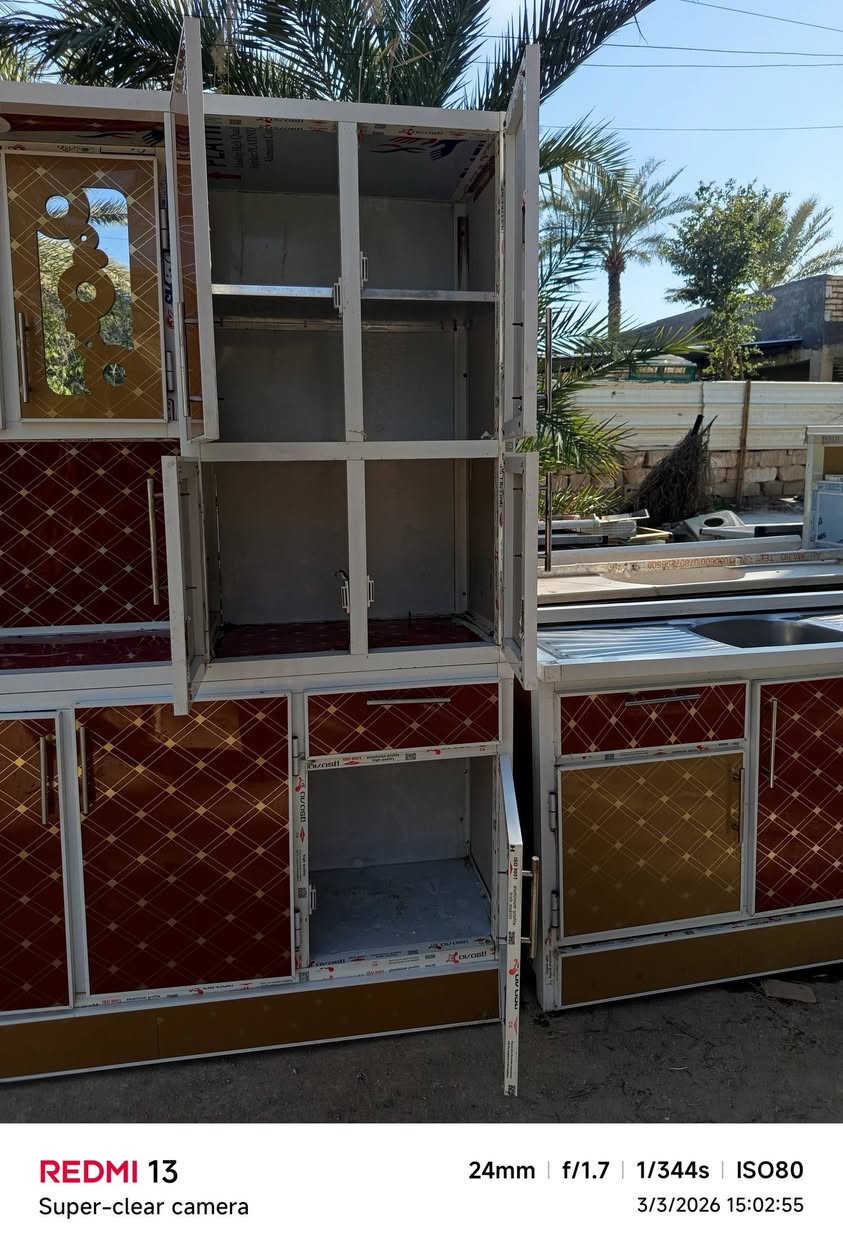 كاونتر 3 امتار ونص اخو الجديد 
سعر 300 
توجد خدمة توصل بكرو
الشراي يراسل الصفحة أو يتصل *********** أو وتساب
