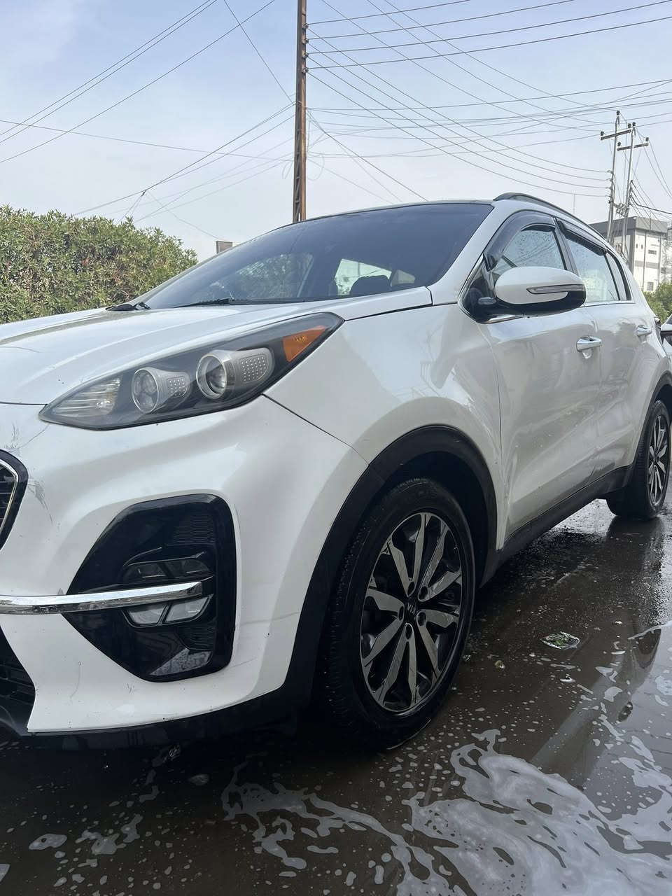 السلام عليكم سبورتج 19 فول موصفات  مكينه أمريكي 2400 السعر 158 الشراي يتصل بغداد الكرخ بيه 3 قطع صبغ بدون دواخل ***********
