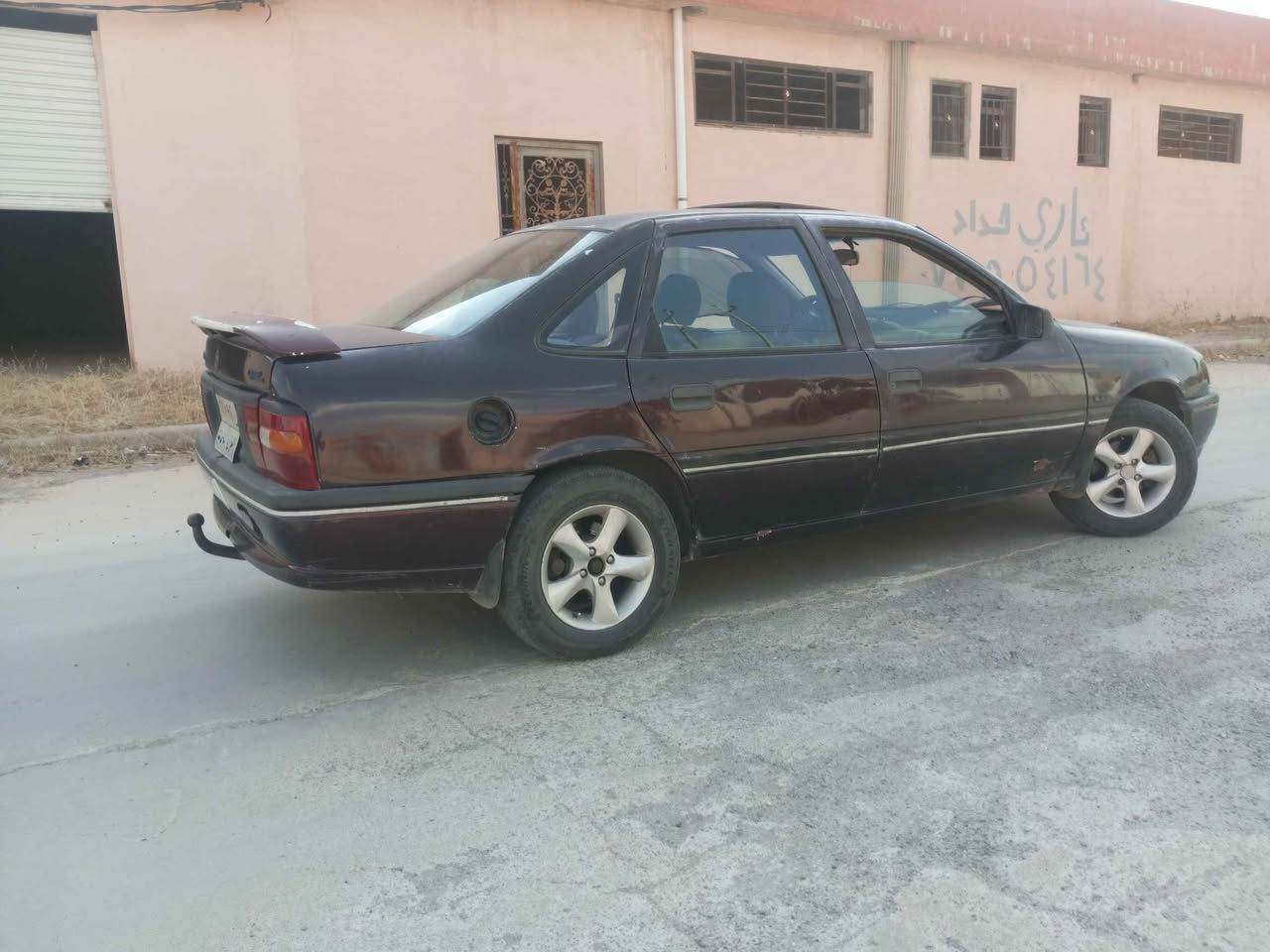 اوبل فيكترا  1992  سنوية 2020 ، محرك 2.0، سلايد و ABS, سيارة جاهزة كهربائيات شغالة بدون خياس،
رقم الموبايل : *********** كركوك, العراق
