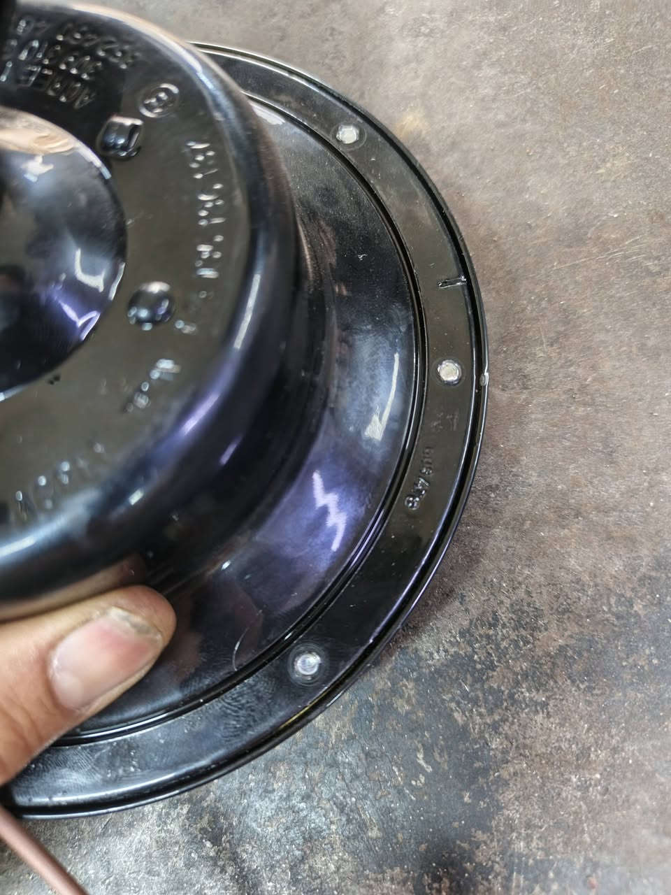 سلام عليكم
ايراني موسسه مال فاضل بوش للبيع صار سبوع من ماخذه
***********
