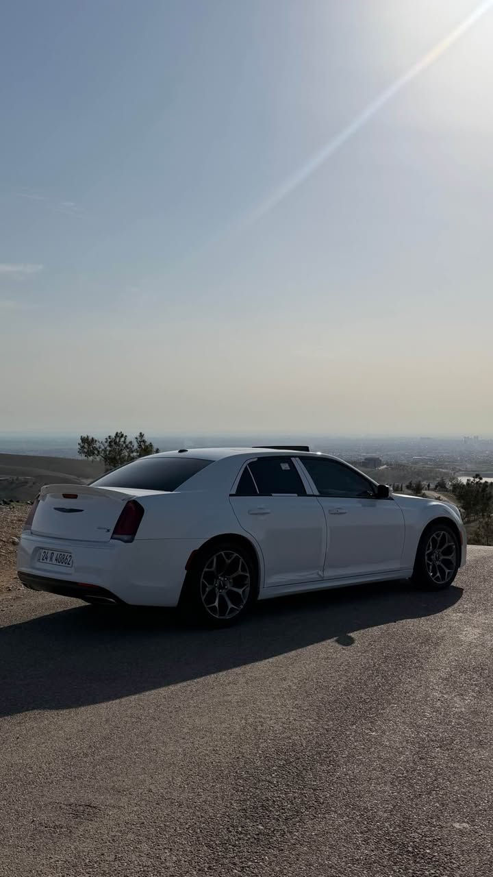 کرایسلەر ئۆباما ٢٠١٧ بێ سبوخ کلین شەریکە هارلم ٦٨هەزار مایل رۆیشتیە هەموو شتەک بە شەرت سەیارەکە ئی بن خۆمە بێ مەسروفە سەیارەکە لەحیە شۆرە فول فول مواصفات سەماعە بیتسە شاشە گەورە کوشن هیتەر سوکان هیتەر ٢جێ پیدیئاڕی هەیە 
سیارە کفال عام بدون صبغ فول فول ٦٨الف میل ماشی سماعات بیتس بچم کبیر بیها اثنین پدر کشنات هیتر ستیرن هیتر مواصفات S ستە سلندر مابی ای مصروف کل بشرط
 📞:0750 492 9156
                                                                       رقم واتساپ أربيل, العراق
