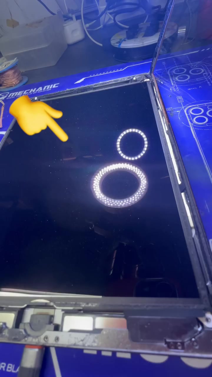 تم اصلاح شاشة ايباد 9 ✅

#مركز_جعفر_ابل_لصيانة_الموبايل 
العنوان 📍بغداد النهروان شارع المحكمه سوق الجديد مركز جعفر ابل رقم الهاتف ***********   

واتساب wa.me/9647722792278  

قناء التلكرام https://t.me/gafri0099  

قناء التيك توك https://www.tiktok.com/@gafr9?_r=1&_t=ZS-93bq37AlPVY
